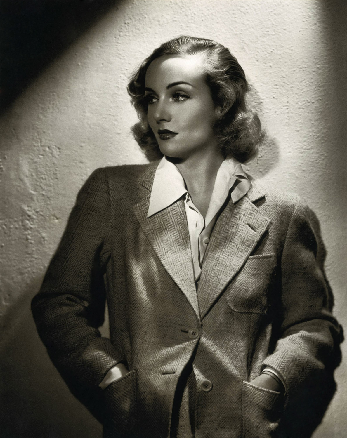 Carole Lombard suit